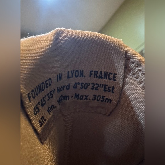 Palladium Pallawave Lo Metro Revolt Line Sneaker Boots in Like New Condition - Picture 4 of 16